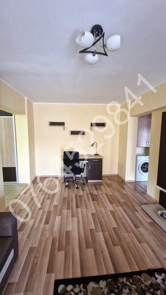 Pacii, Militari, Bd. Iuliu Maniu, 3 min. metrou, renovat, centrala termica.